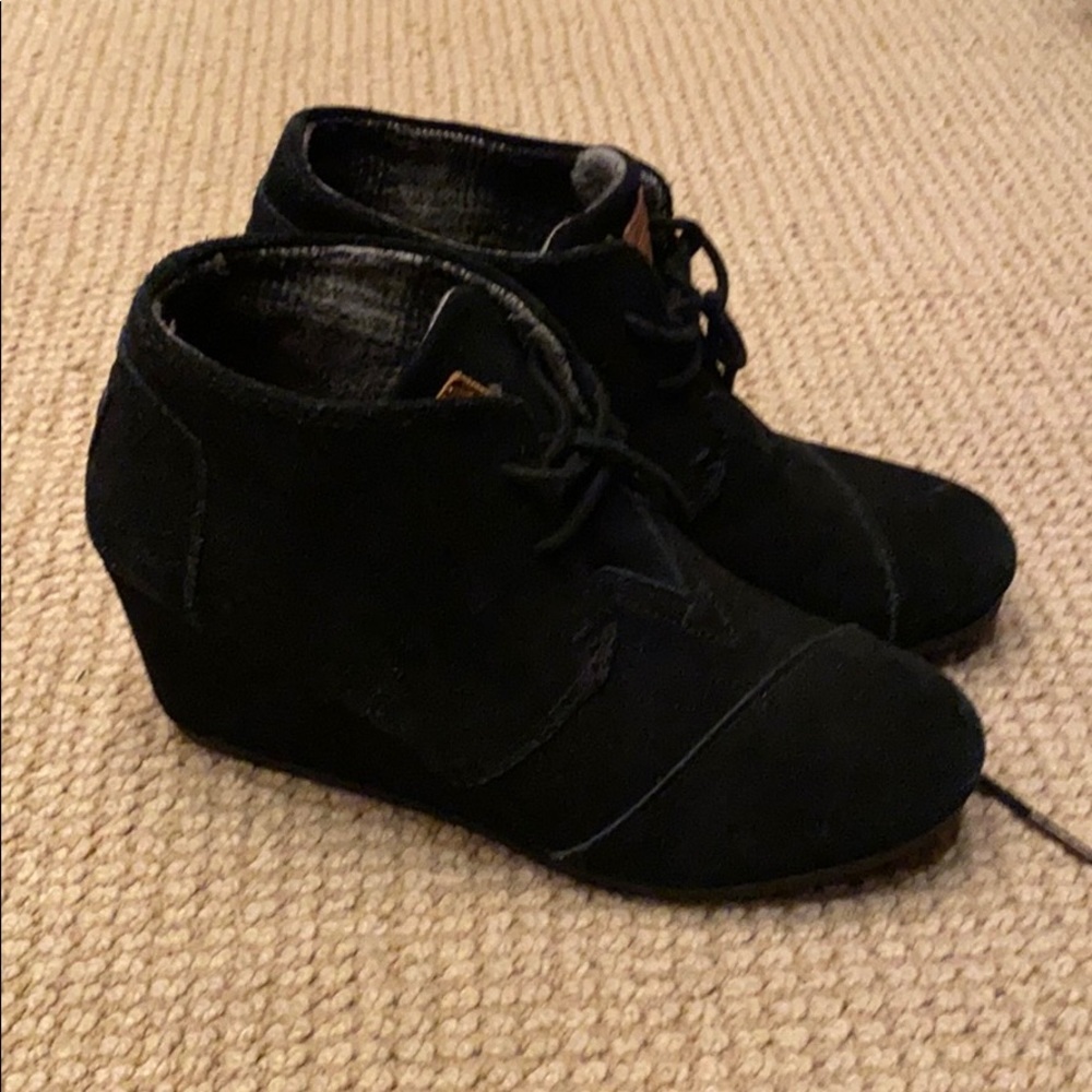 Toms shoes
